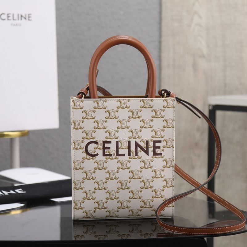 Ce1i*e cabas bags